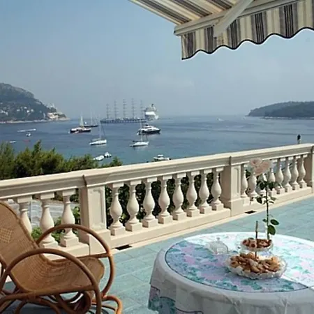 Adriatica - 4 Bedroom Vacation House Guest house *